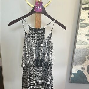 #26 Forever 21 Black and White Patterned Boho Women's Top Size S
